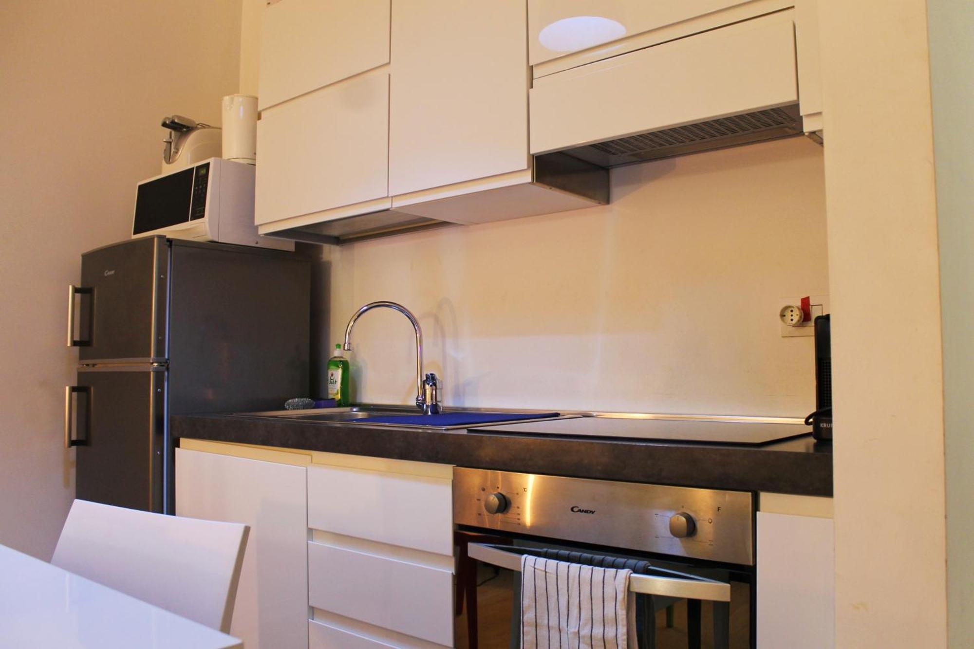 Yr Apartments Milan - Navigli Buitenkant foto